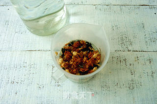 茉莉蜂蜜冷泡茶的做法步骤：2