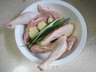 炎炎夏日爽口菜——美味手撕鸡的做法步骤：2