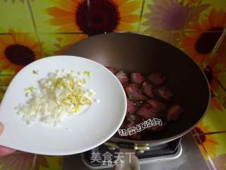 腊肉炒秋葵的做法步骤：6