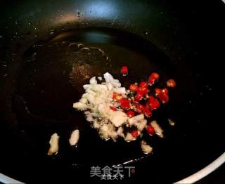 天下第一鲜--醪糟纯粮酒煮生猛北极贝(其它蛤蜊也一样的哟)的做法步骤：3