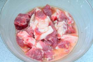 菠萝古老肉的做法步骤：2