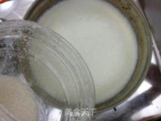 夏季甜点在家做--老酸奶的做法步骤：3