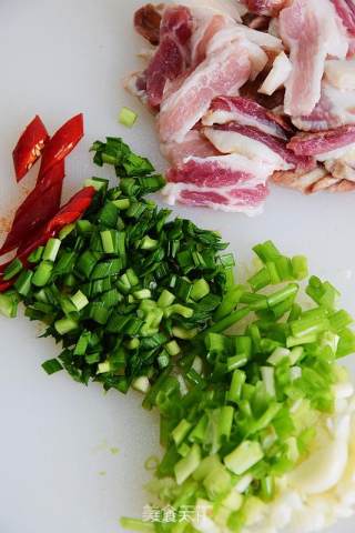 咸鲅鱼烧茄子的做法步骤：3