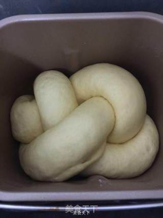 蜂蜜炼乳鸡蛋吐司的做法步骤：4