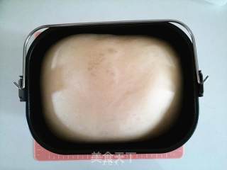 红豆沙面包 - 像花儿一样盛放的做法步骤：1