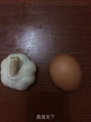 鸡蛋蒜汁的做法步骤：1
