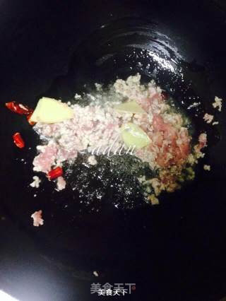 酸菜打卤面的做法步骤：3
