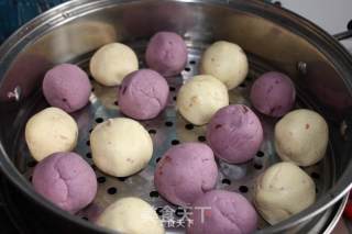 双色椰蓉糯米糍的做法步骤：2