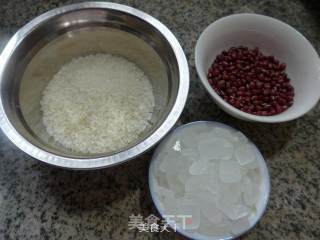 红豆大米粥的做法步骤：1