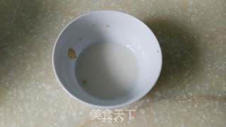 芹菜炒肉丝的做法步骤：3