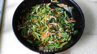 芹菜炒肉丝的做法步骤：8