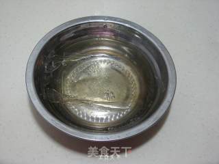 蓝莓豆浆布丁的做法步骤：2