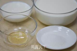 德普烤箱自制酸奶的做法步骤：1