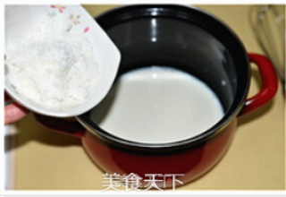 盈太美食俱乐部---美食DIY，清新中还有一丝香醇--抹茶奶酪布丁的做法步骤：1