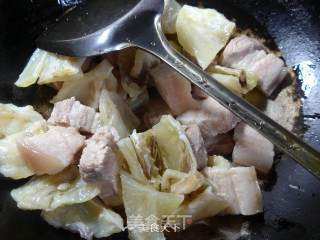 橡皮鱼鲞烧五花肉的做法步骤：3