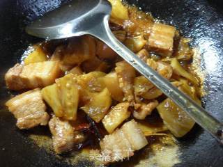橡皮鱼鲞烧五花肉的做法步骤：11