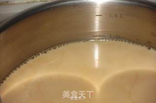 椰果仙草冻奶茶的做法步骤：8