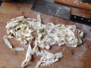 香菇牛肉面的做法步骤：5