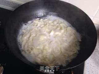 香菇牛肉面的做法步骤：6