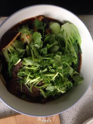 香菇牛肉面的做法步骤：10