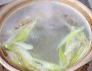 鲫鱼豆腐萝卜汤的做法步骤：14