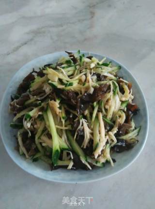 凉拌木耳金针菇的做法步骤：1