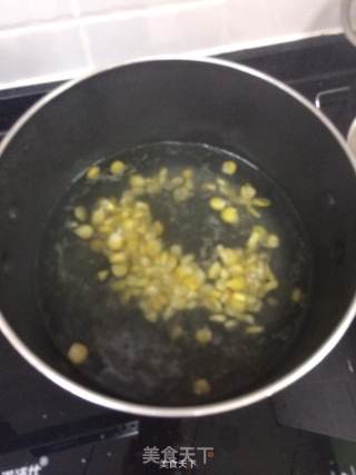 玉子磨菇蛋花汤的做法步骤：5