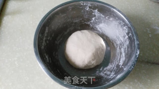 咸香猪肉包的做法步骤：2