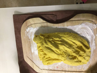 迷你花样南瓜馒头的做法步骤：5