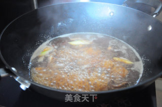 榆黄菇红烧鸡块的做法步骤：5