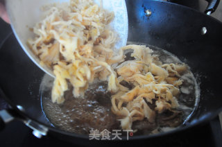 榆黄菇红烧鸡块的做法步骤：6