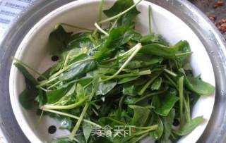 便秘食谱---菠菜拌粉丝的做法步骤：2