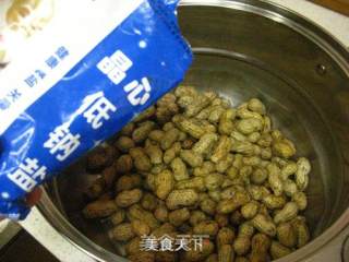 盐水花生的做法步骤：3