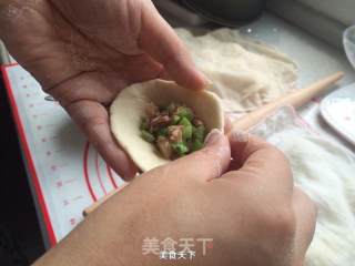 卤肉豆角包子的做法步骤：13