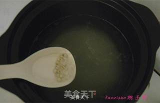 红枣薏仁山药粥的做法步骤：3