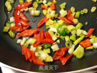 茭笋咸蛋  ☆咸蛋炒蔬 1的做法步骤：3