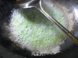 雪菜香干炒毛豆的做法步骤：6