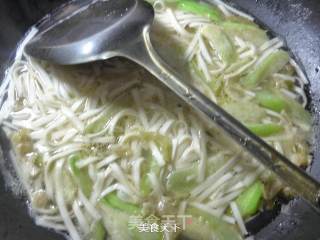 榨菜丝丝瓜汤面的做法步骤：8