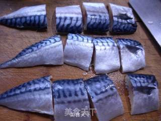 清蒸咸鱼的做法步骤：2