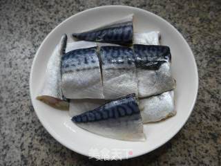 清蒸咸鱼的做法步骤：3