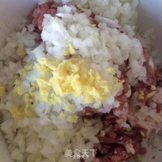家常馄饨的做法步骤：1