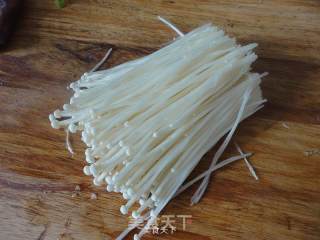 炝拌金针菇的做法步骤：4
