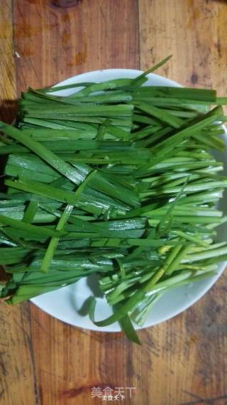 墨鱼干炒韭菜（补肾壮阳滋补）的做法步骤：3