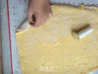 双色花卷的做法步骤：8