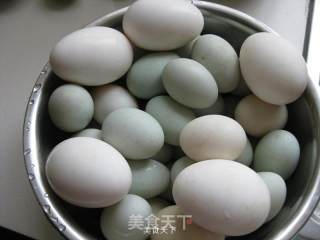 自制咸鸭蛋的做法步骤：2