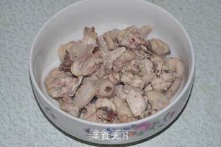 小米椒爆炒小公鸡的做法步骤：4