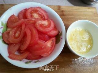 西红柿鸡蛋汤的做法步骤：2