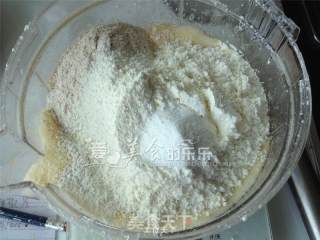 百里香香蕉马芬的做法步骤：3