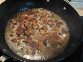 红烧鸭肉豆腐泡的做法步骤：4