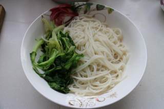红烧排骨米粉的做法步骤：15